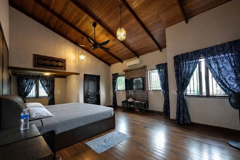Rumah Banglo untuk Dijual di Usj 17 (Subang Jaya) - Nor Azdlin Adnan - Bedroom - PropertyGuru.com.my