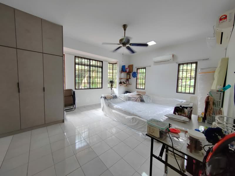 Bungalow for Sale in Taman Seri Damai (Kajang) - Eric Tan - Bedroom - PropertyGuru.com.my