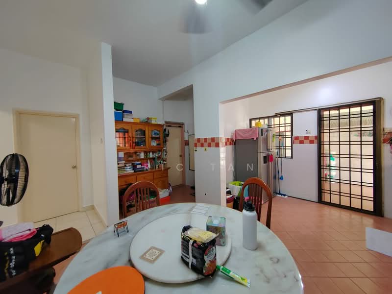 Bungalow for Sale in Taman Seri Damai (Kajang) - Eric Tan - Kitchen - PropertyGuru.com.my