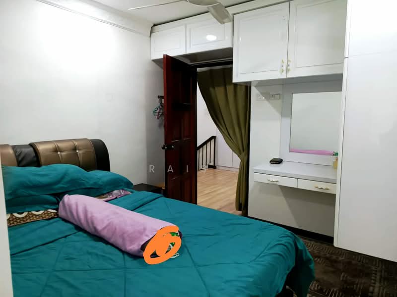 Rumah Teres 2 Tingkat untuk Dijual di Bandar Seri Putra (Bangi) - RAIS . - - PropertyGuru.com.my