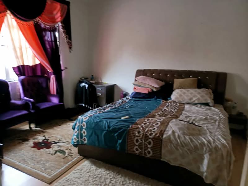 Rumah Teres 2 Tingkat untuk Dijual di Bandar Seri Putra (Bangi) - RAIS . - - PropertyGuru.com.my