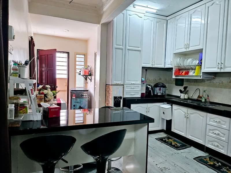Rumah Teres 2 Tingkat untuk Dijual di Bandar Seri Putra (Bangi) - RAIS . - - PropertyGuru.com.my