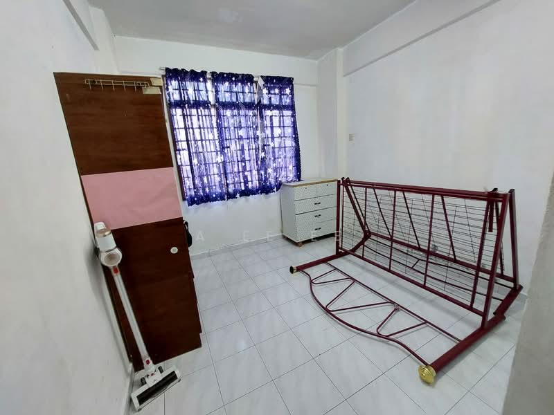 Kondominium untuk Dijual di Azuria Condominium - A Ee Ee - Bedroom - PropertyGuru.com.my