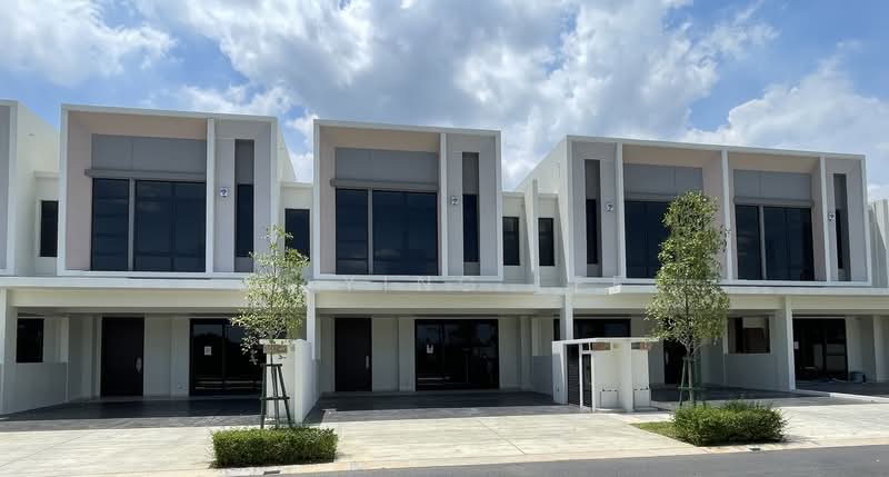 Rumah Teres 2 Tingkat untuk Disewa di Bandar Tropicana Aman (Telok Panglima Garang) - Zi Ying Lee - Exterior - PropertyGuru.com.my