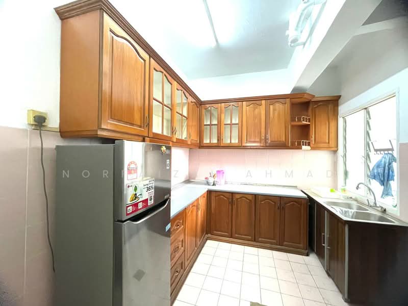 Condominium for Sale at Evergreen Park Acorn & Hazel - Norfaizah Ahmad - Kitchen - PropertyGuru.com.my
