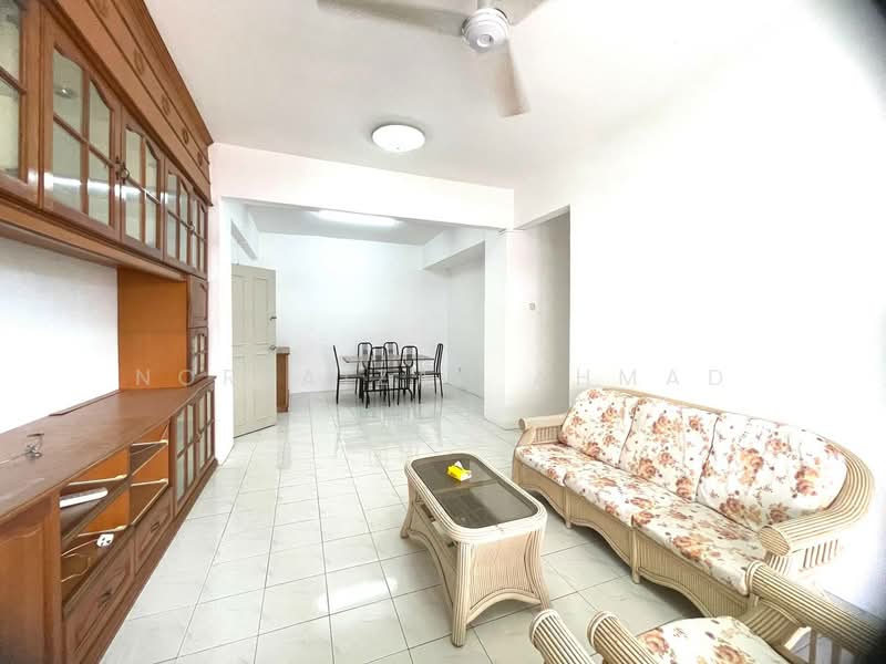 Condominium for Sale at Evergreen Park Acorn & Hazel - Norfaizah Ahmad - Living Room - PropertyGuru.com.my