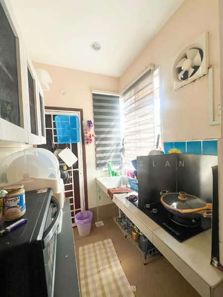 Rumah Teres 1 Tingkat untuk Dijual di Telok Panglima Garang (Selangor) - Tasya Ruslan - Kitchen - PropertyGuru.com.my