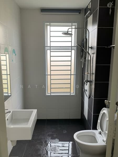 Terraced House for Rent in Masai (Johor) - Nataine Goh - Bathroom - PropertyGuru.com.my