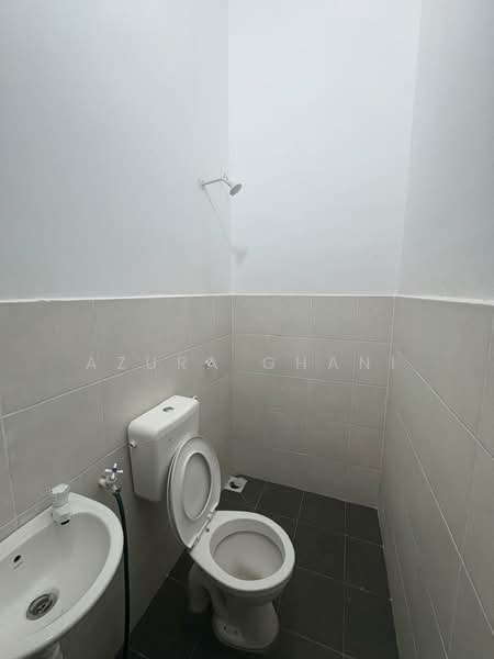 Rumah Teres 2 Tingkat untuk Dijual di Tasek Gelugor (Penang) - Azura Ghani - Bathroom - PropertyGuru.com.my