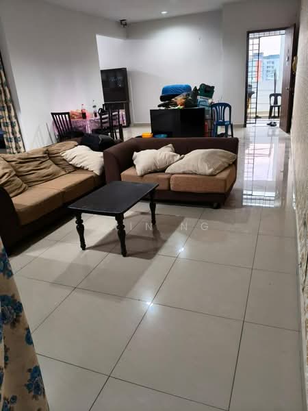 Servis Apartment untuk Disewa di SuriaMas Suites - Rain Ng - Living Room - PropertyGuru.com.my