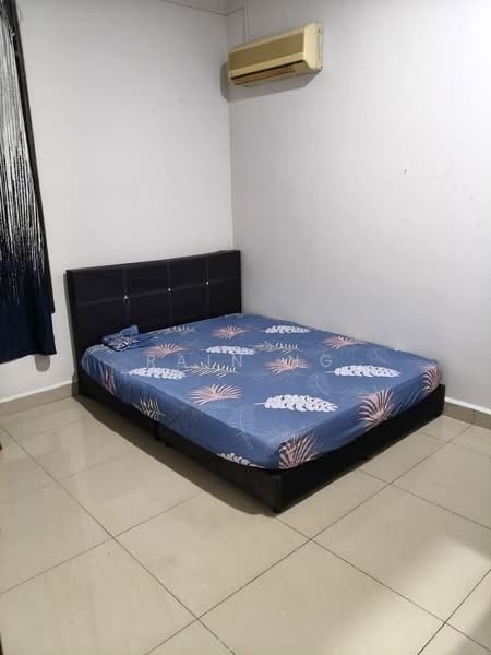 Servis Apartment untuk Disewa di SuriaMas Suites - Rain Ng - Bedroom - PropertyGuru.com.my