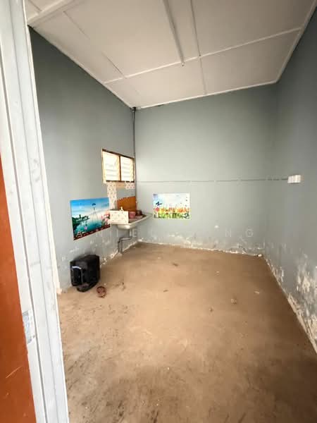 1-storey Terraced House for Sale in Taman Seri Paya (Kluang) - Daniel Yong - Interior - PropertyGuru.com.my