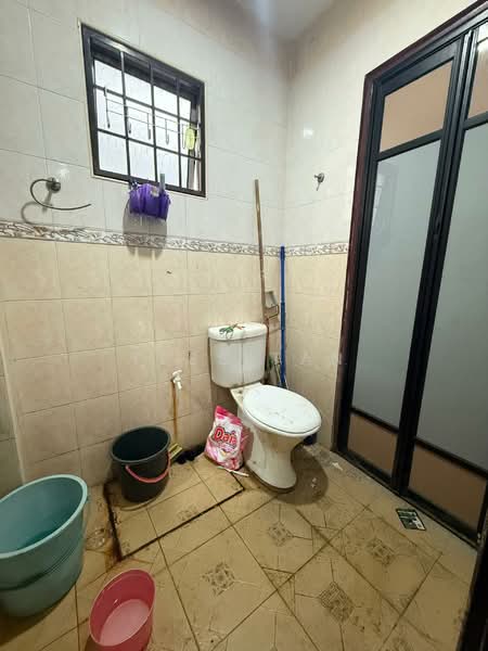 2-storey Terraced House for Sale in Taman Wangsa Permai (Kepong) - Tess Tan - Bathroom - PropertyGuru.com.my