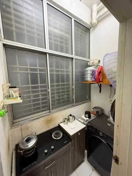 Apartment for Sale at Kemuning Aman - Terence Lee - Kitchen - PropertyGuru.com.my