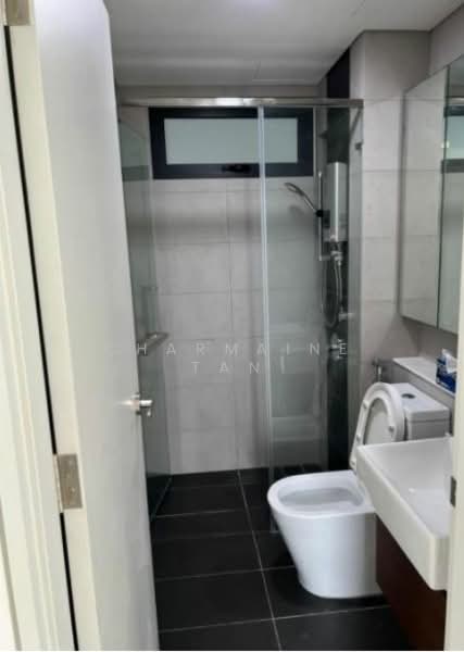 Servis Apartment untuk Dijual di Three33 Residence - Charmaine Tan - Bathroom - PropertyGuru.com.my