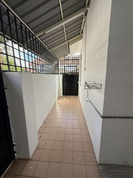 2-storey Terraced House for Sale in Taman Kempas Indah (Tebrau) - Ee Fong Toh - Exterior - PropertyGuru.com.my