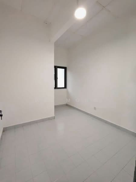 2-storey Terraced House for Sale in Taman Desa Cemerlang (Ulu Tiram) - Wil Mong - Interior - PropertyGuru.com.my