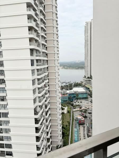Kondominium untuk Dijual di Bay Point @ Country Garden Danga Bay - Anson Hiong - PropertyGuru.com.my