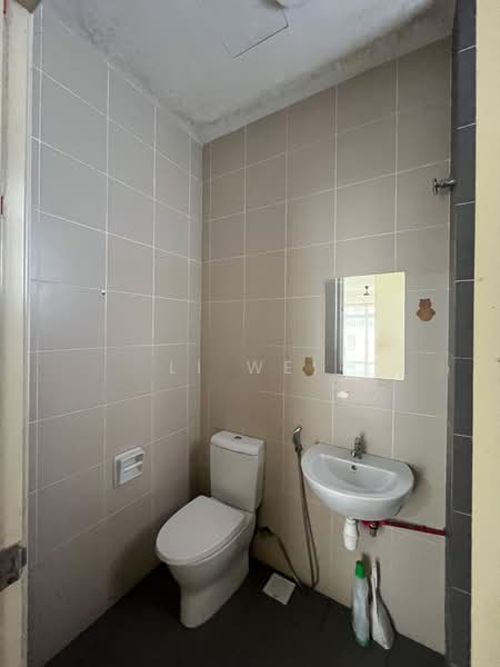 Rumah Teres 2 Tingkat untuk Disewa di Johor Bahru (Johor) - Li Wei - Bathroom - PropertyGuru.com.my