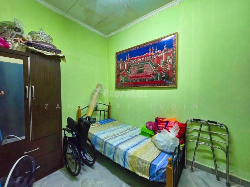 1-storey Terraced House for Sale in Bandar Tun Hussein Onn (Cheras) - Zamshary Budin - Bedroom - PropertyGuru.com.my