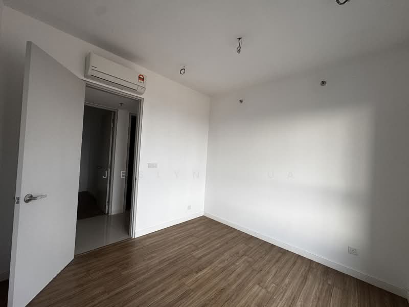 Service Residence for Sale at The Pulse Residence - Jeslyn Chua - Interior - PropertyGuru.com.my