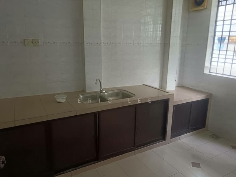 Rumah Teres 2 Tingkat untuk Dijual di Taman Pelangi (Johor Bahru) - Eric Lee - Kitchen - PropertyGuru.com.my