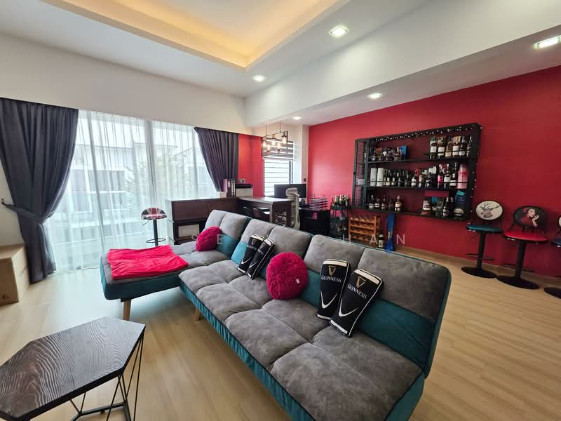 Rumah Teres 3 Tingkat untuk Dijual di Bandar Nusa Rhu (Shah Alam) - Joseph Chan - Living Room - PropertyGuru.com.my