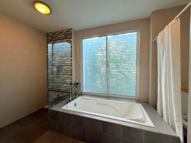 Rumah Berkembar untuk Disewa di Iskandar Puteri (Nusajaya) (Johor) - Nat Sin - Bathroom - PropertyGuru.com.my