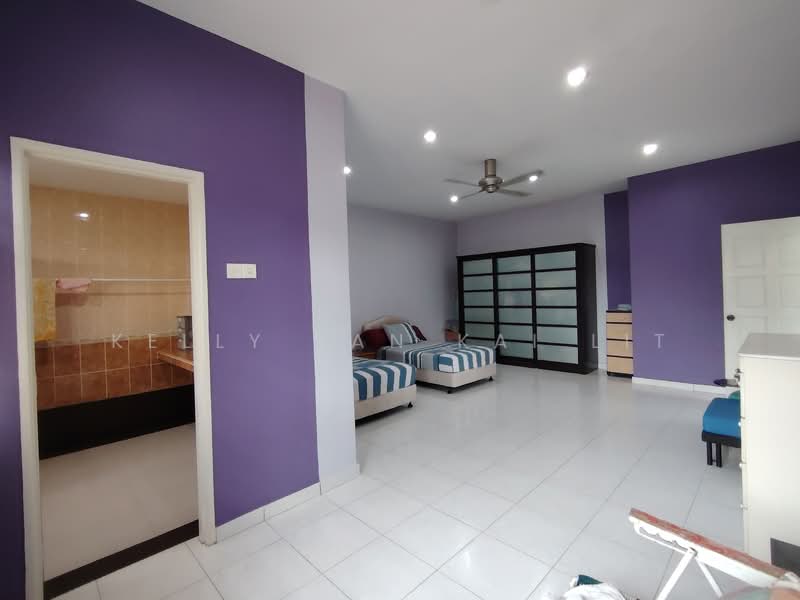 Junior Suite en-suite Bathroom