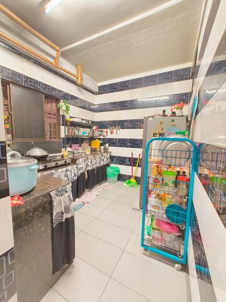 Rumah Flat untuk Dijual di Mutiara Magna - Charmaine Tan - Kitchen - PropertyGuru.com.my