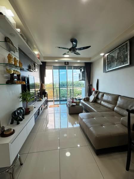 Service Residence for Sale at D'Ambience Residences (Pangsapuri Ikatan Flora) - Yvonne Lim - Living Room - PropertyGuru.com.my