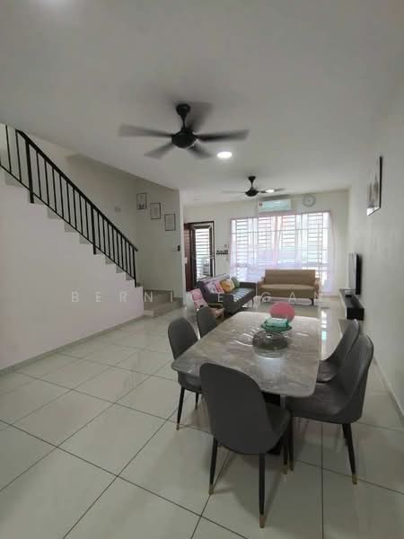 2-storey Terraced House for Sale in Austin Crest (Johor Bahru) - Bernice Gan - Living Room - PropertyGuru.com.my