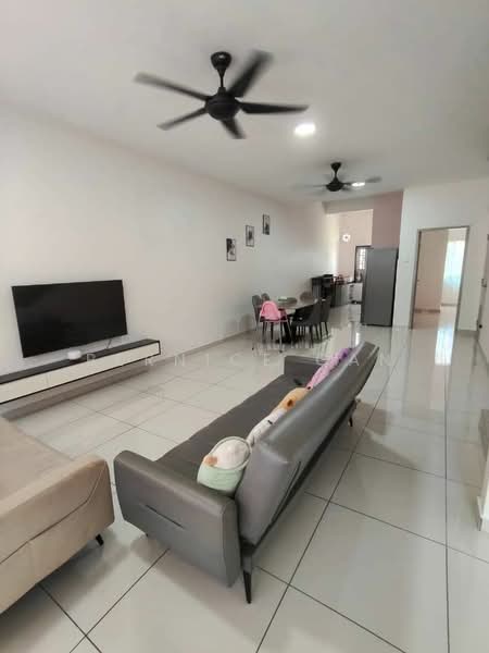 2-storey Terraced House for Sale in Austin Crest (Johor Bahru) - Bernice Gan - Living Room - PropertyGuru.com.my