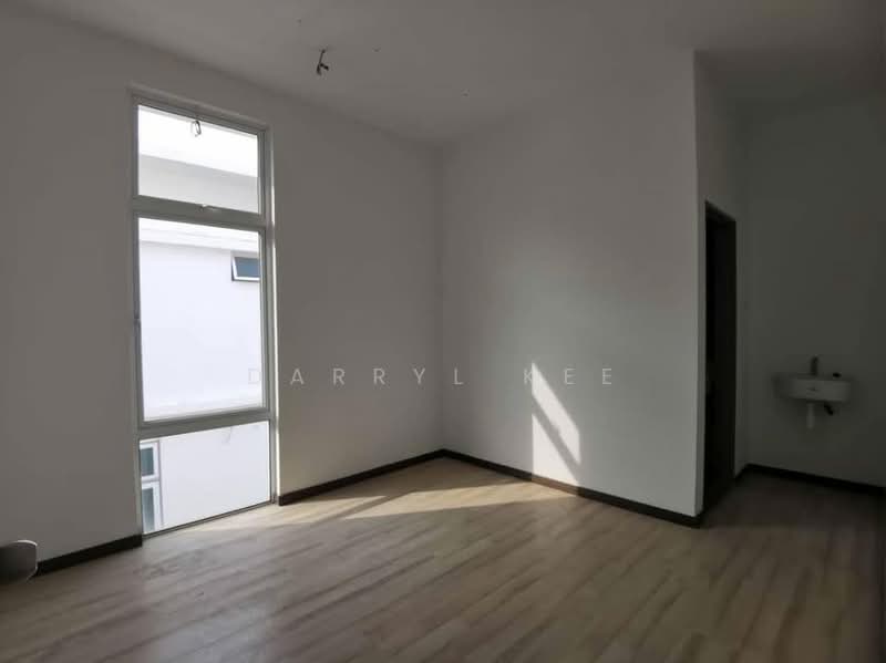 2-storey Terraced House for Sale in Taman Mount Austin (Tebrau) - Darryl Kee - Interior - PropertyGuru.com.my