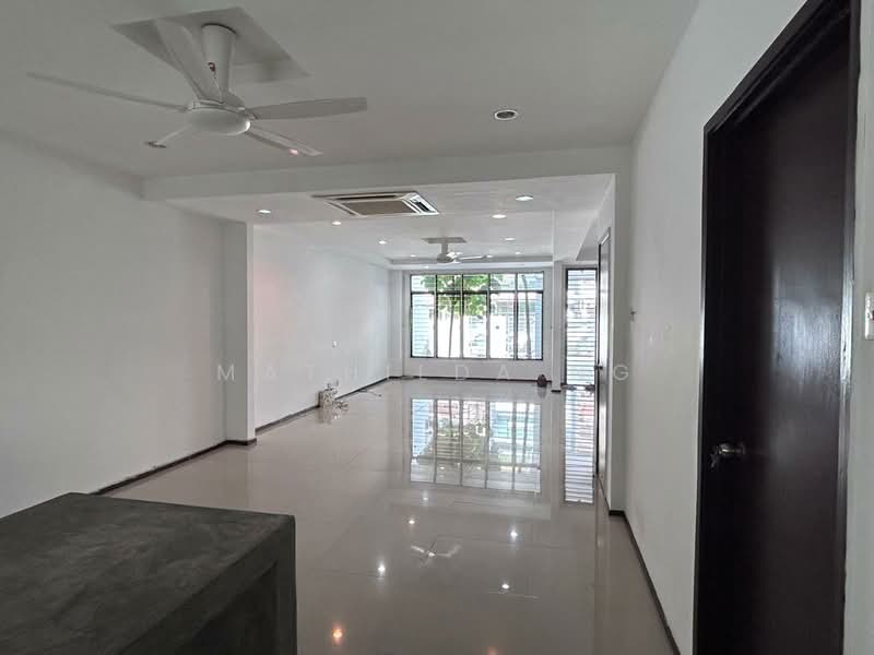 Rumah Teres 2 Tingkat untuk Dijual di Damansara Heights (Kuala Lumpur) - Mathilda Ng - Living Room - PropertyGuru.com.my