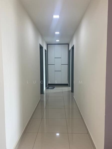 Kondominium untuk Dijual di Palace Court (Sri Istana) - Lucas Lim - Corridor - PropertyGuru.com.my