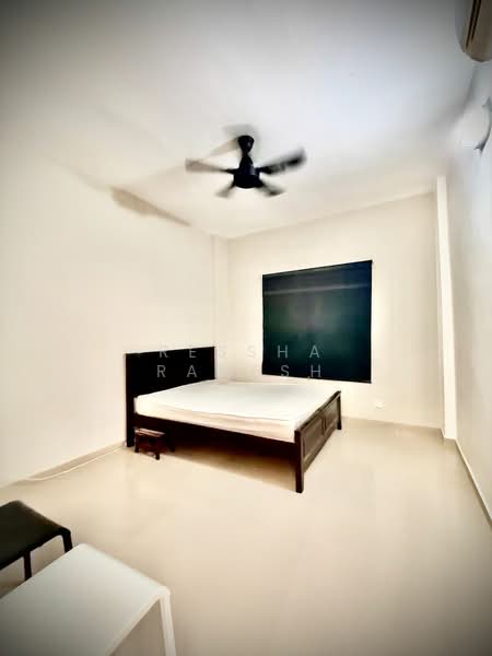 Pangsapuri untuk Dijual di Permai Jaya - Ressha Ramesh - Bedroom - PropertyGuru.com.my