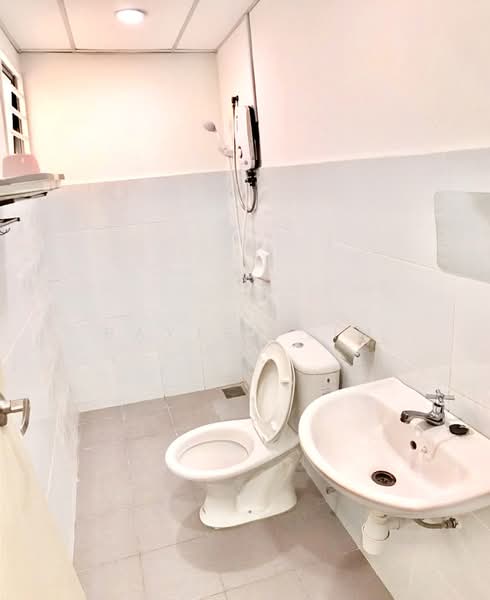 Apartment for Rent at Impiana Sky Residensi - Baxter Lim - Bathroom - PropertyGuru.com.my