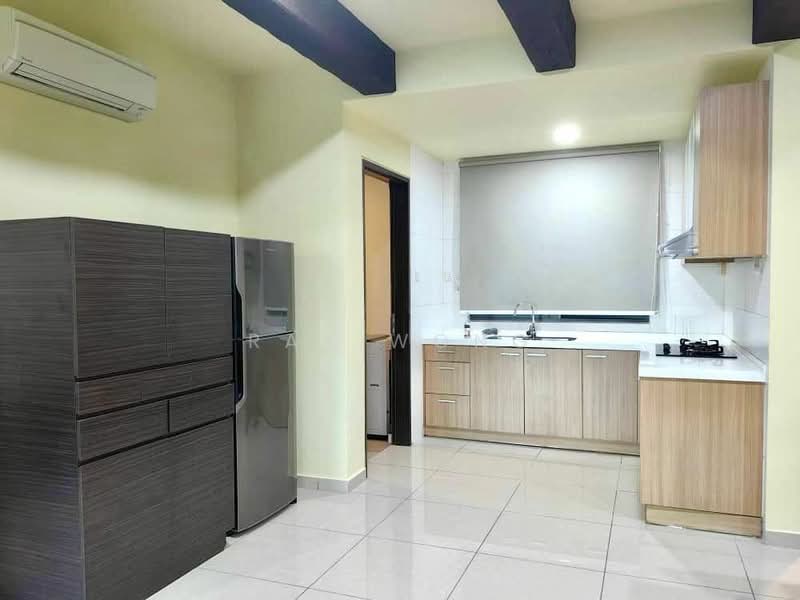 Pangsapuri untuk Disewa di Molek Pine 3 - Ray Wong - Kitchen - PropertyGuru.com.my
