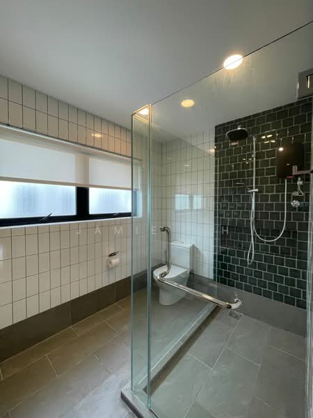 Apartment for Rent at Selangor Properties Apartment - Jamie Teh - Bathroom - PropertyGuru.com.my