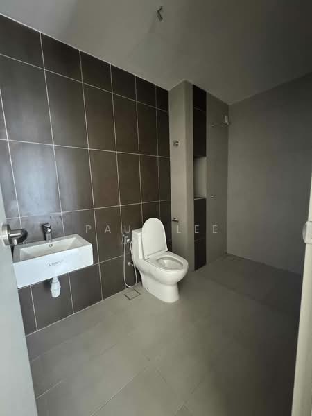 Apartment for Sale at Mutiara Hilltop - Paul Lee - Bathroom - PropertyGuru.com.my