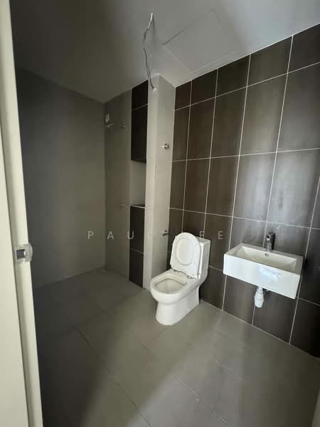 Apartment for Sale at Mutiara Hilltop - Paul Lee - Bathroom - PropertyGuru.com.my