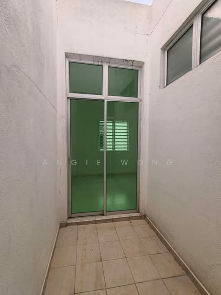Rumah Teres 1 Tingkat untuk Disewa di Ipoh (Perak) - Angie Wong - Balcony - PropertyGuru.com.my