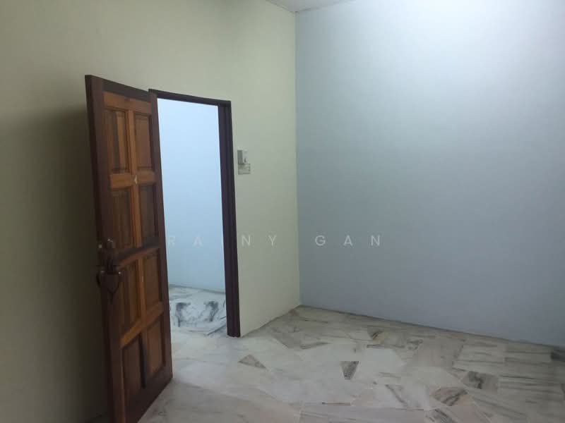 2-storey Terraced House for Sale in Taman Sentosa Perdana (Klang) - Rainy Gan - Interior - PropertyGuru.com.my
