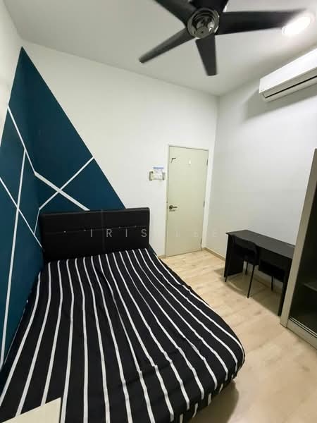 Condominium for Rent at Parkhill Residence - Iris Lee - Bedroom - PropertyGuru.com.my