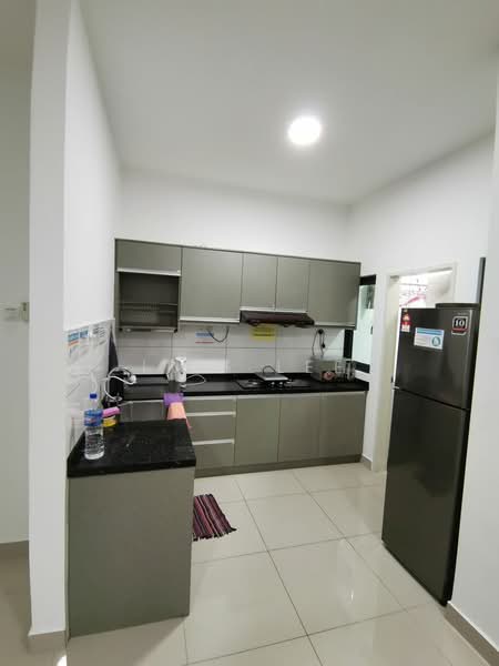 Condominium for Rent at Parkhill Residence - Iris Lee - Kitchen - PropertyGuru.com.my