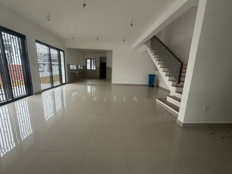 Rumah Teres 2 Tingkat untuk Dijual di Elmina (Shah Alam) - Norlela . - Living Room - PropertyGuru.com.my