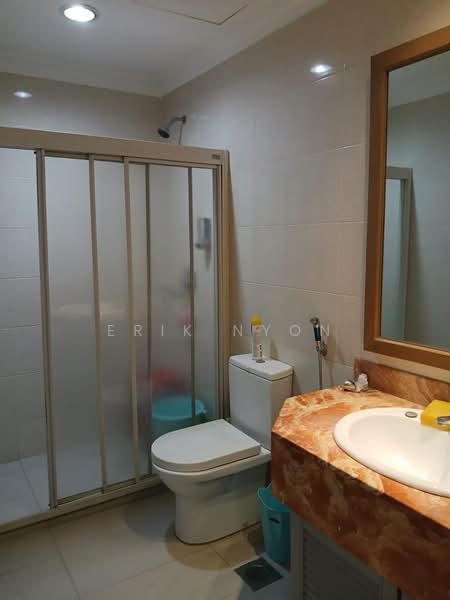 Condominium for Rent at Corinthian Condominium - Erik Nyon - Bathroom - PropertyGuru.com.my