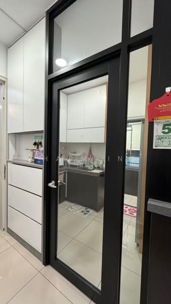 Kondominium untuk Dijual di Trinity Lemanja - Charmaine Tan - Kitchen - PropertyGuru.com.my