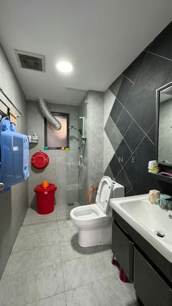 Kondominium untuk Dijual di Trinity Lemanja - Charmaine Tan - Bathroom - PropertyGuru.com.my